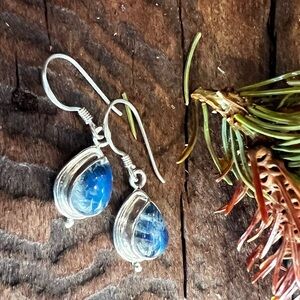 New Bali Blue Grey  Labradorite Earrings Hooks Drop Teardrop  925 Sterling